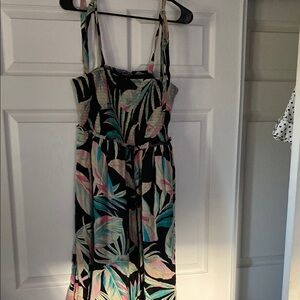Really cute tropical print midi dress